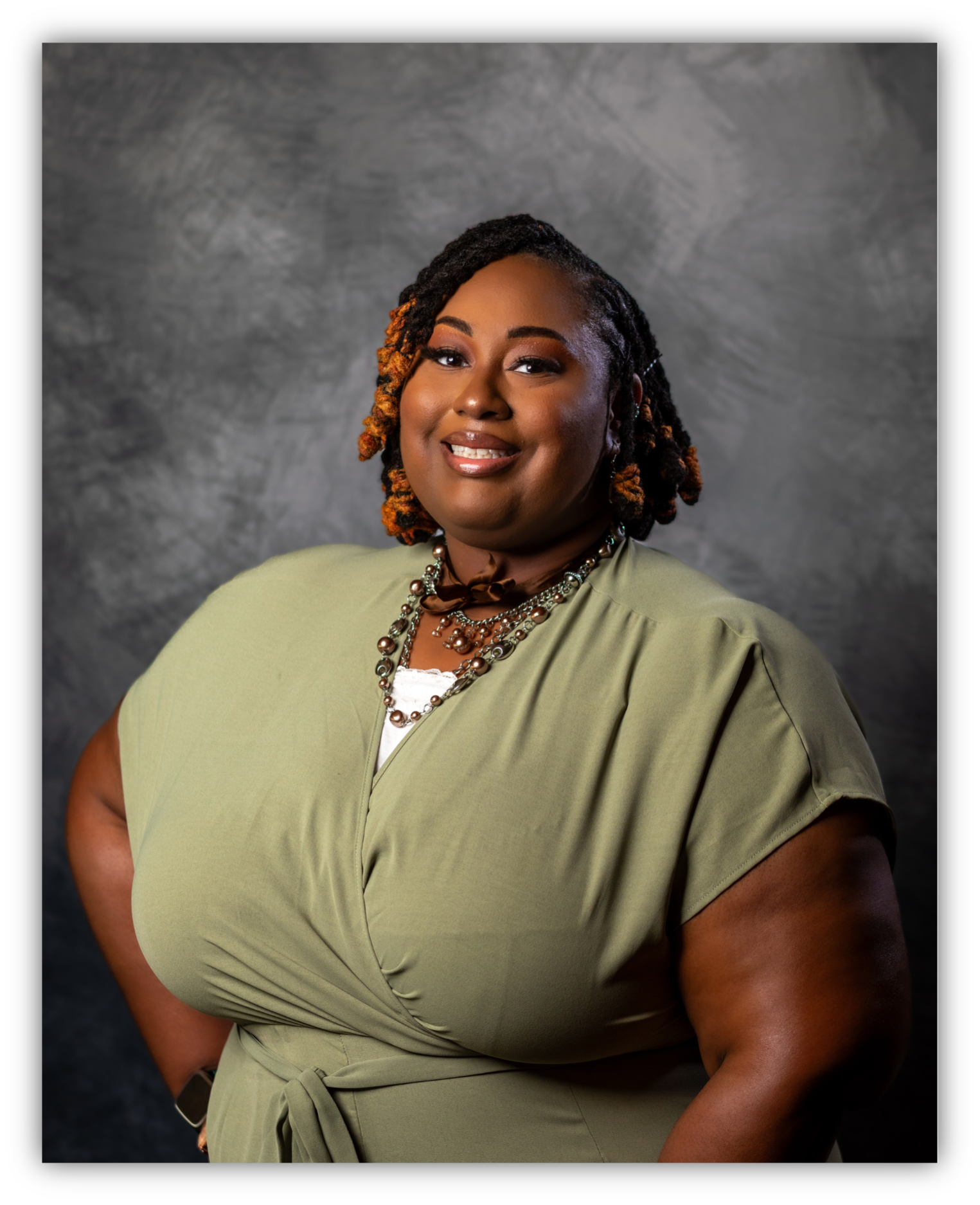 Ronnetra	Green